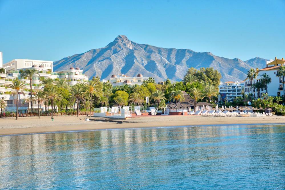 Playas Del Duque, Puerto Banus, Golf .Playa Y Compras Apartment Марбеля Екстериор снимка