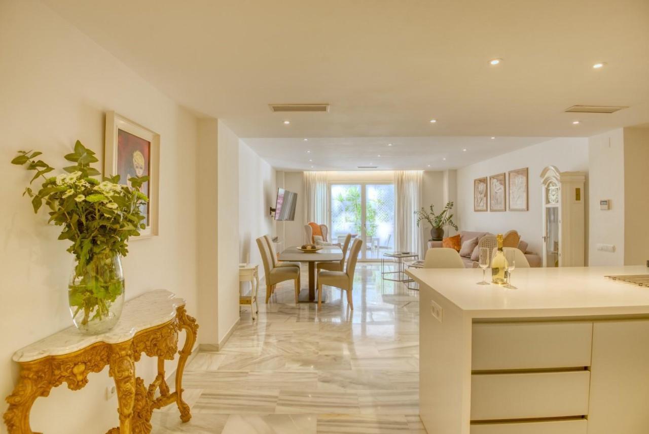 Playas Del Duque, Puerto Banus, Golf .Playa Y Compras Apartment Марбеля Екстериор снимка