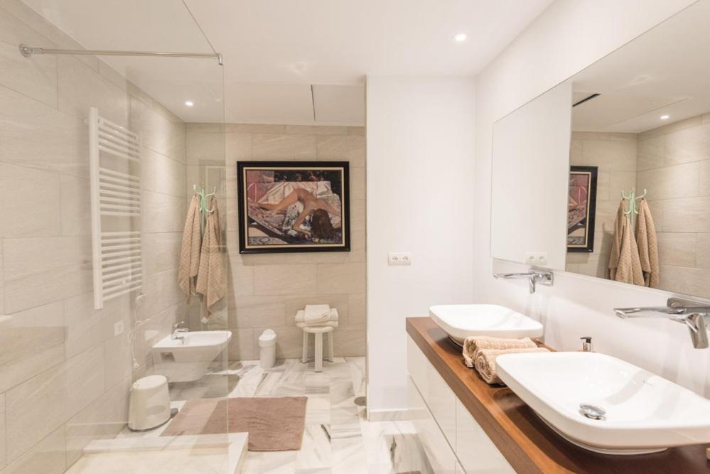 Playas Del Duque, Puerto Banus, Golf .Playa Y Compras Apartment Марбеля Екстериор снимка